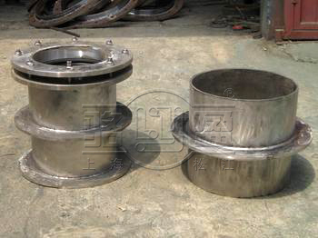 柔性防水他管和<a href=http://www.m.ctacl.com.cn target=_blank class=infotextkey>剛性防水套管</a>